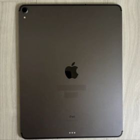 iPad Pro 12.9インチ 第3世代 スペースグレイ 64GB