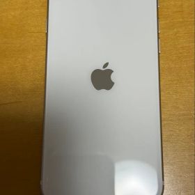 Apple iPhone SE 本体 64GB