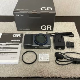 Ricoh GR IIIx Urban Edition（保証残、おまけ付）