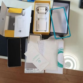 POCO F6 Pro ホワイト 本体