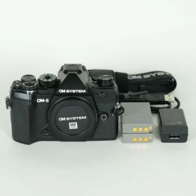 [良品 | シャッター数24,920回｜バッテリー2個付] OM SYSTEM OM-5 [ボディ ブラック] | マイクロフォーサーズマウント