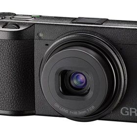【新品】【即納】 RICOH GR III リコー コンパクト デジタルカメラ 写真 機器 撮影