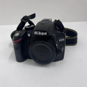 【加古川店】 Nikon D3200 ボディ 一眼レフ ニコンF APS-C 2416万画素 本体のみ/充電器欠品 【405】