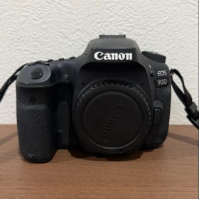 Canon EOS 90D