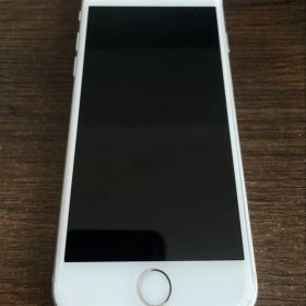 最安値！ ジャンク品 Apple iPhone 8 シルバー本体 美品 匿名配送