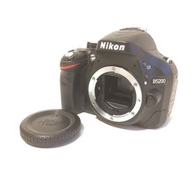 Nikon デジタル一眼レフカメラ D5200 レンズキット AF-S DX NIKKOR 18-55mm f/3.5-5.6G VR ブラック D5200LKBK