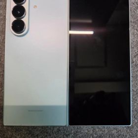 Galaxy Z Fold7 256GB ミント 国内版SIMフリー おまけ付