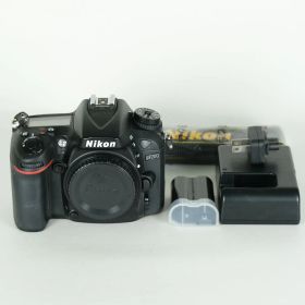[良品 | シャッター数12,440回] Nikon D7200 | Nikon Fマウント