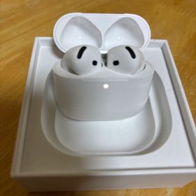 AirPods4ノイズキャンセリング付きモデル/接触不良あり