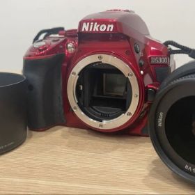 ◎Nikon D5300 レッド デジタル一眼レフ 本体 レンズセット