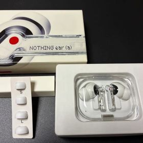 【値段交渉可】Nothing ear (a) ホワイト ワイヤレスイヤホン