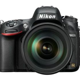 【中古】「非常に良い」Nikon デジタル一眼レフカメラ D600 28-300VRレンズキット AF-S NIKKOR 28-300mm f/3.5-5.6G ED VR付属 D600LK28-300