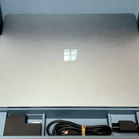 Microsoft Surface Laptop 13インチ EP2-30766