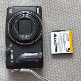FUJIFILM F900EXR 26041417