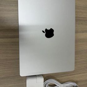 MacBook Pro 14インチ M3 16GB 512GB