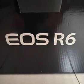 Canon EOS R6 ボディ ブラック 新品購入 ワンオーナー