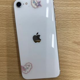 ☆【スマホパソコン】【通電確認済】Apple iPhone SE 第2世代 64GB ホワイト MHGQ3J/A バッテリー最大容量77%【6】