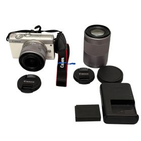 Canon ミラーレス一眼カメラ EOS M100 ダブルズームキット ホワイト EOSM100WH-WZK キヤノン 中古 美品 動作確認済み 即発送08294