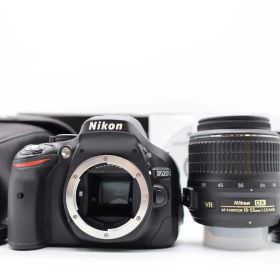 ニコン Nikon D5200 24.1MP DSLR Camera 18-55mm Lens 15057 Shots 元箱 [美品] #Z6779A