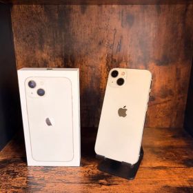Apple iPhone 13 本体