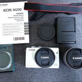 Canon EOS M200 レンズキット ホワイト 本体