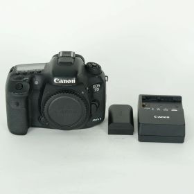 [難あり品] Canon EOS 7D Mark II | Canon EF-Sマウント