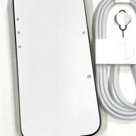 未使用品 電池100% iPhone16 Pro １TB ナチュラルチタニウム SIMフリー