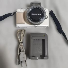 OLYMPUS PEN E-PL7 ミラーレス一眼カメラ