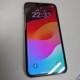 iPhone 11 64GB ホワイト SIMフリー バッテリー81%