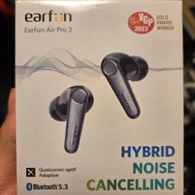EarFun Air Pro 3 ワイヤレスイヤホン 本体