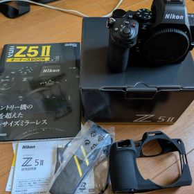 新同品 Nikon Z5II ボディ