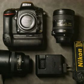 Nikon D610 24-85mm + 50mm F1.8G MB-D14
