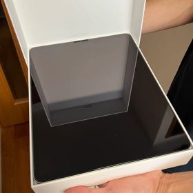 Apple 12.9インチ iPad Pro 第6世代 Wi-Fi 128GB