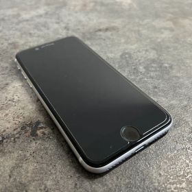 Apple iPhone SE 64G第2世代 ホワイト 本体