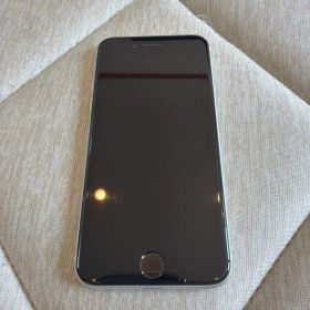 2020年 iPhone SE 第2世代 64GB ホワイト