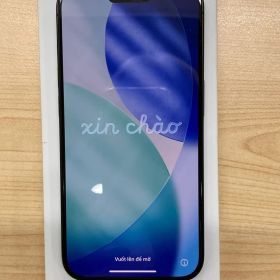 美品！！2か所あたり傷 iPhone 15 Pro 128GB ブラックチタニウム BOX 充電ケーブル バッテリー93％