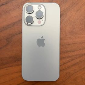 Apple iPhone 15 Pro 本体 128GB SIMフリー