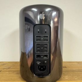 【値下げ中】Mac Pro 2013 6コア D500 SSD1TB