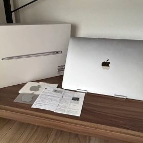 ジャンク MacBook Air 2020 Intel 液晶割れ 外部出力OK