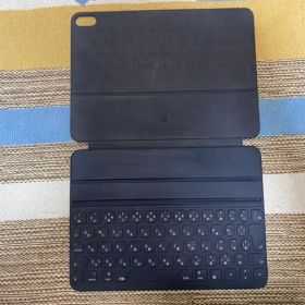 Apple Smart Keyboard Folio 11インチ