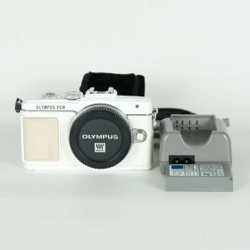 [美品 | シャッター数6,148回] OLYMPUS PEN Lite E-PL7 ボディ ホワイト | マイクロフォーサーズマウント