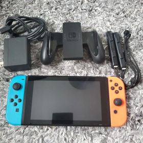 動作確認済 Nintendo Switch 本体 Joicon 青/赤