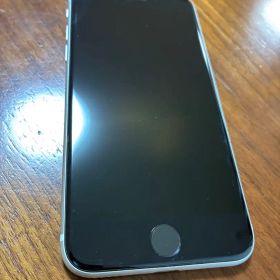 iPhoneSE 第2世代(SE2) ホワイト128GB SIMロック解除済み