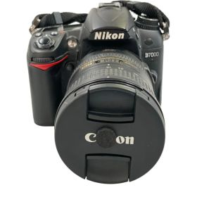 訳あり ニコン ミラーレス一眼カメラ D7000 レンズキット Nikon