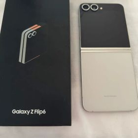 国内版 Galaxy Z Flip 6 256GB ホワイト SIMフリー