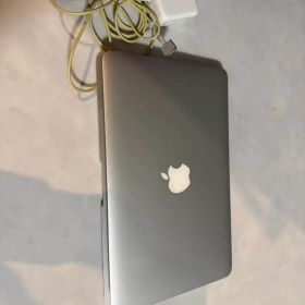 Apple MacBook Air 11インチ 収納ケース付
