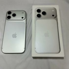 スマートフォン Apple MFY84J/A iPhone17 Pro Max / au【中古】