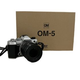 OLYMPUS OM SYSTEM OM-5 M.ZUIKO DIGITAL ED 12-45mm F4.0 PRO レンズキット ミラーレス シルバー カメラ 中古 B11620982