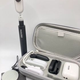 Insta360 GO 2 アクションカメラ セット【2-208】