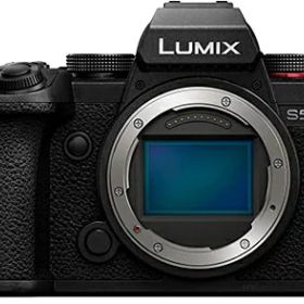 【中古】 パナソニック(Panasonic) 【カメラグランプリ2023 あなたが選ぶベストカメラ賞 受賞】 パナソニック フルサイズミラーレス一眼カメラ S5M2 ボディ ブラック DC-S5M2